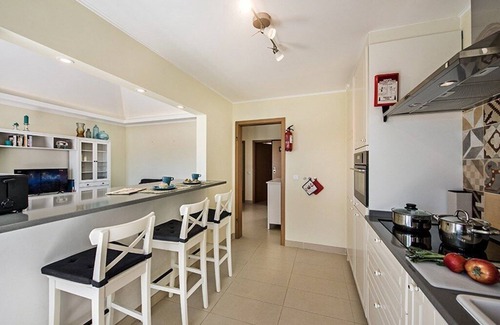 Cabanas Apartment | Penthouse apartment in Cabanas Royal Beach with free WIFI & Pool.