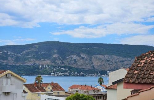 Herceg Novi Apartment | Penthouse apartment Mimoza