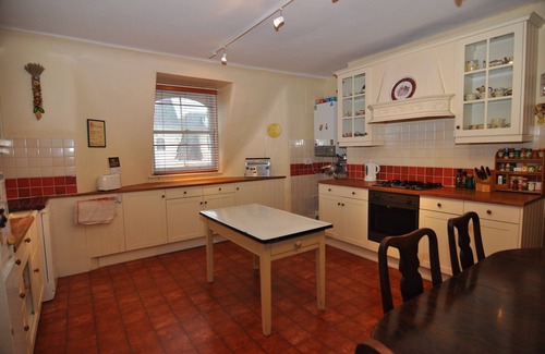 Folkestone Apartment | Penthouse balcony apartment with panoramic sea views