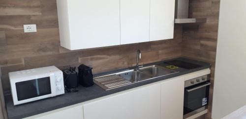Brenzone sul Garda Apartment | Penthouse CASA ALKEA Masse Lake view