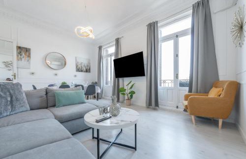 Centro Apartment | PENTHOUSE deluxe GRANVIA, by MONARO