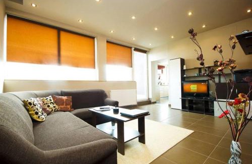 Militari Apartment | PENTHOUSE Larry