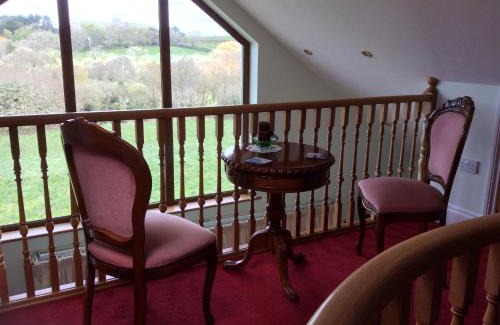 Probus Apartment | Penthouse Luxury Suite for 4 persons with 2 marble bathroom