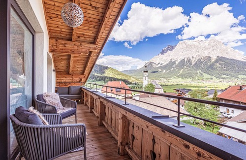 Lermoos Apartment | Penthouse mit 2 Schlafzimmer by Interhome