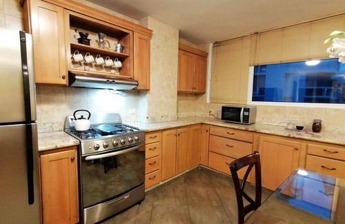Panama City Condo | Penthouse Ocean view Balboa Ave prime location large 2 bed Panama City