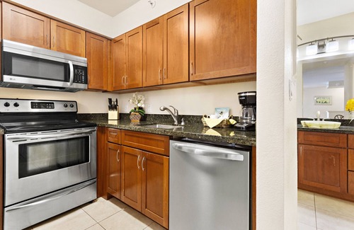 Napili Condo | Penthouse oceanfront great for whale watching