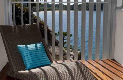 Nelly Bay Apartment | Penthouse on Bright Point