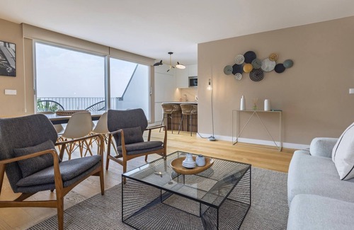 Se Apartment | Penthouse on the Tagus in Alfama by LovelyStay