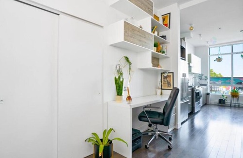 Quartier des Spectacles Apartment | Penthouse Plateau/Downtown! City View*Private Balcony*Rooftop* GYM-Elevator
