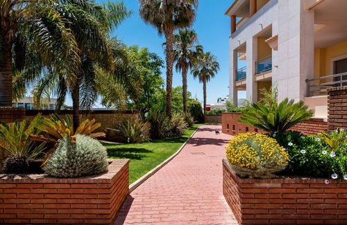 Olhos D'Agua Apartment | 'Penthouse-Oceanus' sea view with swimming pool, in the residence Oceanus-Jardim.