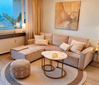 Nordwest Apartment | Penthouse studio apartment with terrace near Audi