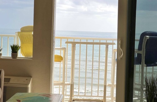 Lenox Park Condo | Penthouse Studio w Sweeping Ocean Views; Great Eats Nearby & Pier/Boardwalk 7BL