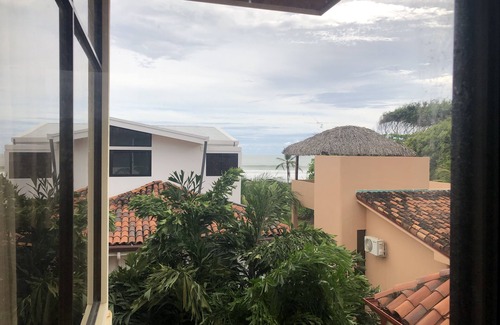 Playa Hermosa Villa | Penthouse Suite Whitewater Ocean/Mountain Views