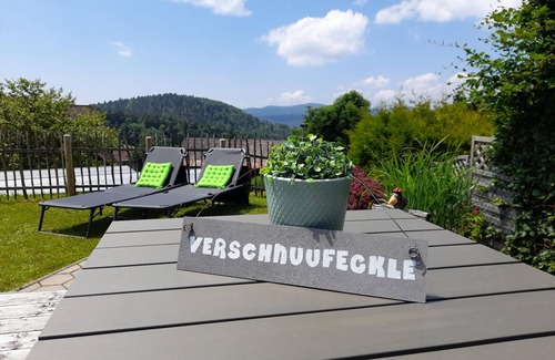Goerwihl Apartment | Penthouse with balcony, enclosed garden & BBQ