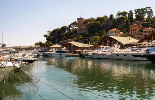 Varazze Apartment | [Penthouse with Terrace] Sea 5Min Trains 4Min