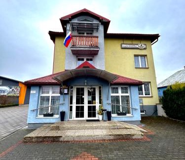 Stropkov House | Penzión Nezábudka