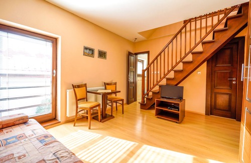 Pavcina Lehota Apartment | Penzión Troika sa nachádza v dedinke Pavčina Lehota Ski rezort Jasna