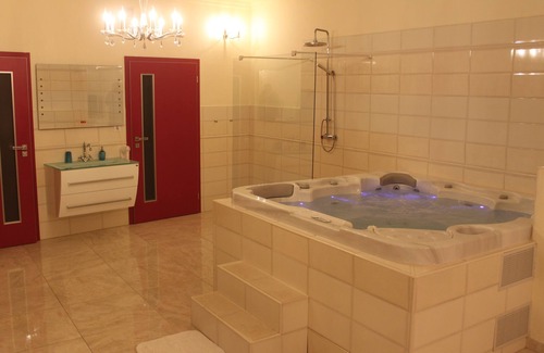 Ceske Budejovice Hotel | Penzion 4 Dvory