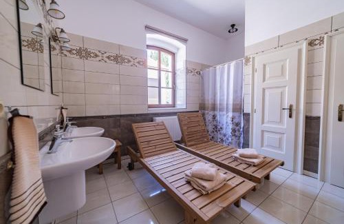 Pelhrimov House | Penzion Benátky