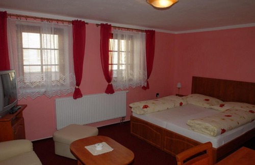 Mohelnice House | Penzion Charlie