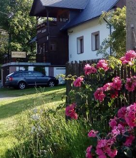 Petrovice House | Penzion Edelštejn
