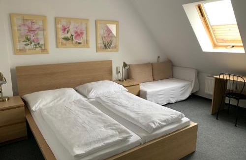 Trnava House | Penzion Holiday