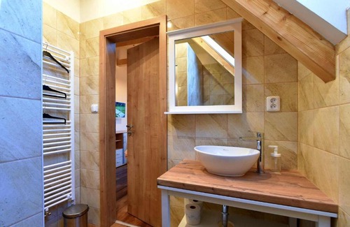 Bedrichov House | Penzion Jizerská Malina