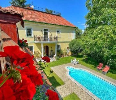 Nymburk House | Penzion Na Staré Poště