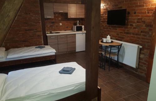 Brezova House | Penzion na statku Březová