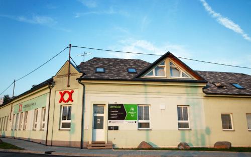 Opatovice nad Labem House | Penzion První Liga