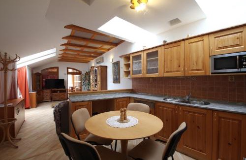 Blansko House | Penzion SURF