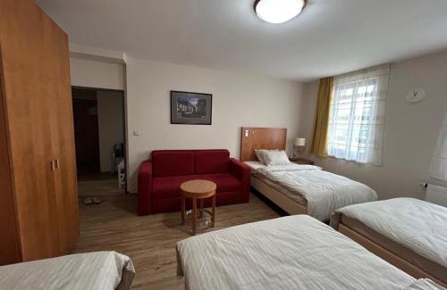 Plzen 3 House | Penzion V Zatáčce