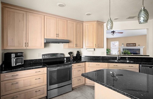 Peoria House | Peoria Oasis | 3BR Private Pool & Spacious Yard