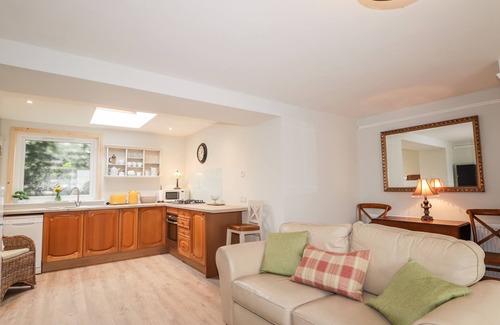 Banff Cottage | PEPPERMILL COTTAGE, pet friendly, with a garden in Whitehills