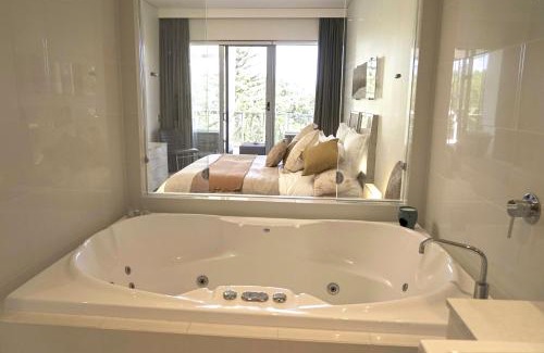 Kingscliff Apartment | Peppers Balé Luxury Beach Accommodation Kingscliff - privately let