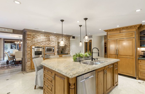 Cowan Heights Villa | Peppertree Canyon: a Luxury Urban Winery Estate