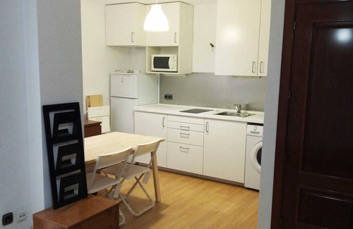 La Malagueta Apartment | Pequeño Apartamento-Despacho junto a la Playa
