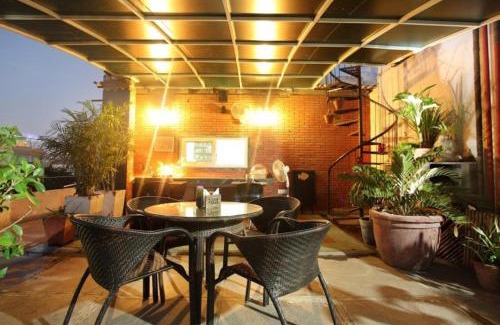 Sector 40 Bed & Breakfast | Perch Service Apartment- Sector 40
