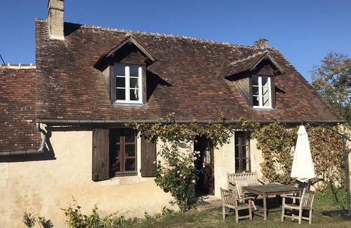 Bethonvilliers House | Percheronne farm/Sweet cottage