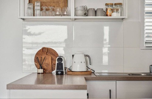 Goolwa House | Percys Place- Waterfront, pet and family friendly