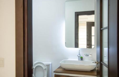 Labone Apartment | Perfect 2 Bedroom at Labone