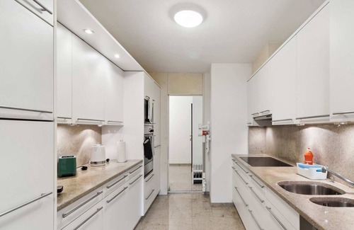 District 8 Apartment | Perfect Apartment for City Trip to Zurich