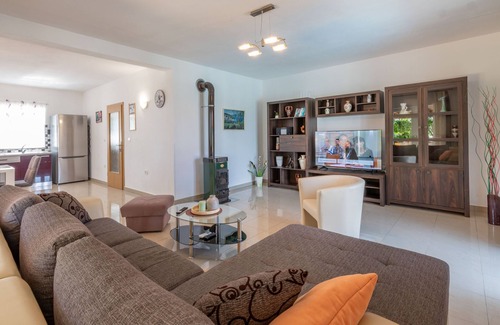 Drenje Villa | Perfect beach vacation with private pool and sea view