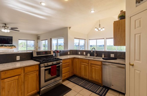 Hesperus House | Perfect Country Getaway Near Durango, Mountains, Lakes, Mesa Verde, Skiing