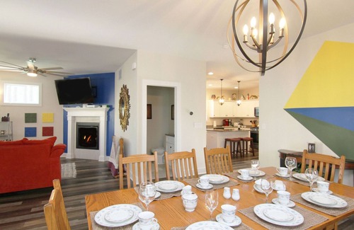 Michigan City House | Perfect Family Retreat-Beachwalk-AC-Free WiFi-GolfCart-Grill-Music Lovers-Bikes