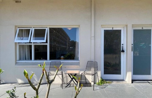 Fremantle Apartment | Perfect Flat meters from WA Shipwrecks Museum
