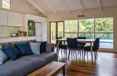 Upper Coopers Creek Cottage | Perfect for 2 Couples: Two PRIVATE Homes w/Pool & Creek in the Byron Hinterland