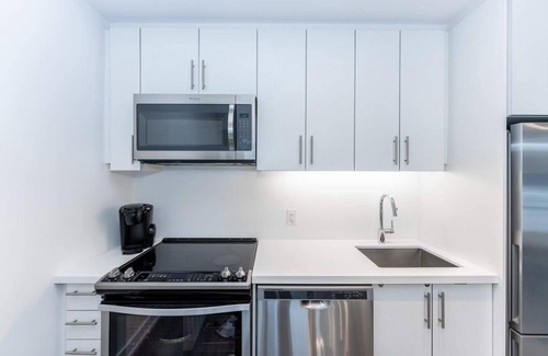 Innisfil Condo | Perfect getaway at Friday Harbour Resort (2 Bedroom with Private Terrace)