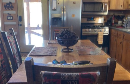 Dial Cabin | Perfect Getaway Lots 2 Do! Upscale Real-Log Cabin & Great Rate! Families/Couples