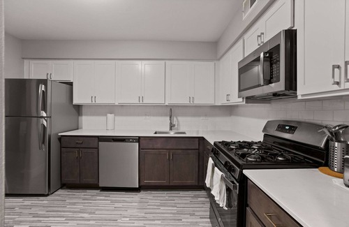 Rochester Apartment | Perfect Getaway Comfort & Stunning City Views